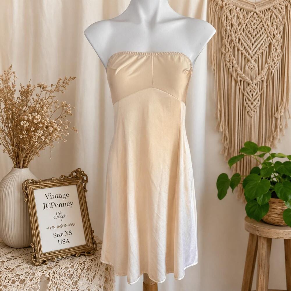 Vintage JCPenney Strapless Beige Nylon Antron Bandeau Slip Size XS USA